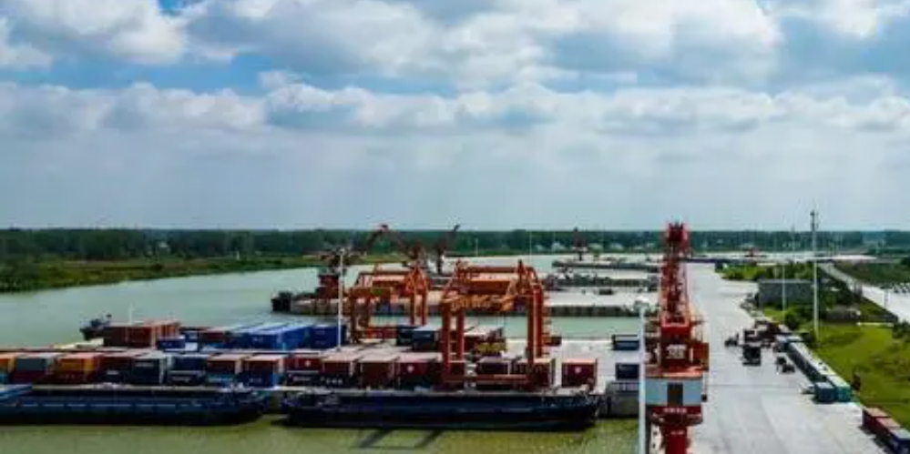 周口中心港开通4条外贸、内贸集装箱海运新航线
